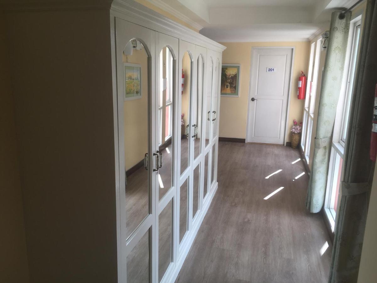 فندق Triple Palms House شيانغ ماي المظهر الخارجي الصورة