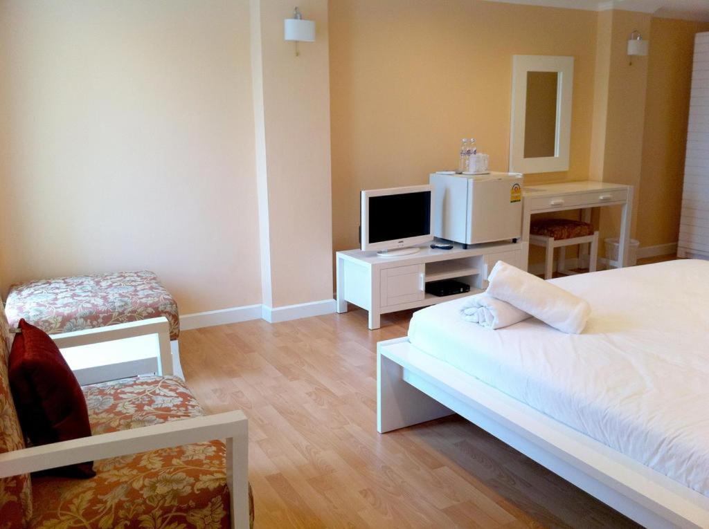 فندق Triple Palms House شيانغ ماي المظهر الخارجي الصورة