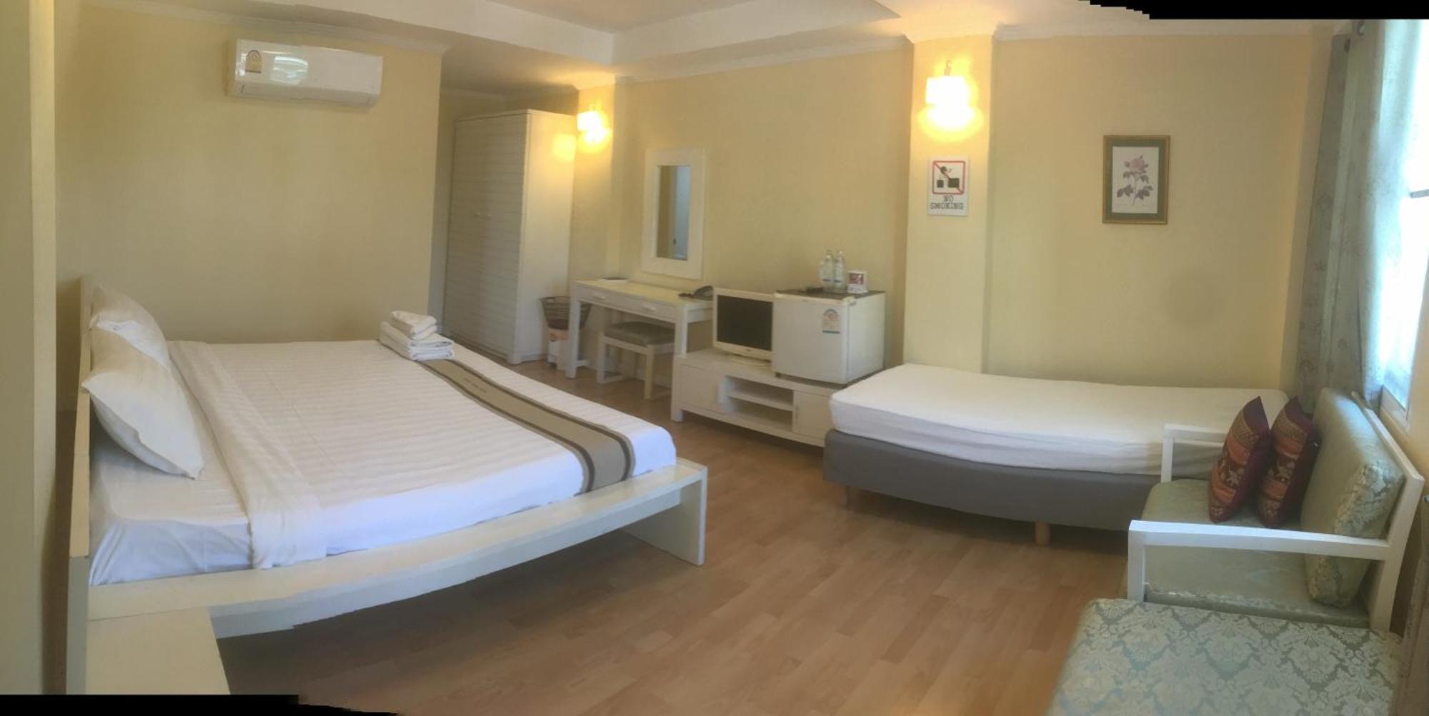 فندق Triple Palms House شيانغ ماي المظهر الخارجي الصورة